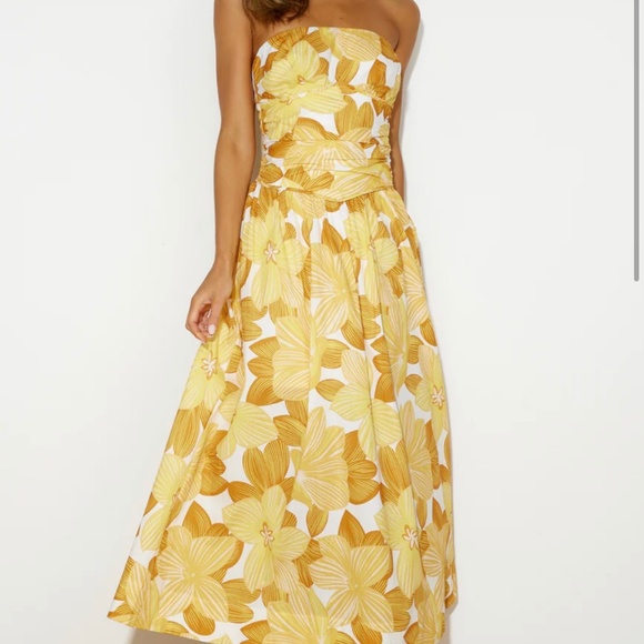 Hello Molly | Dresses | Yellow Floral Midi Dress | Poshmark